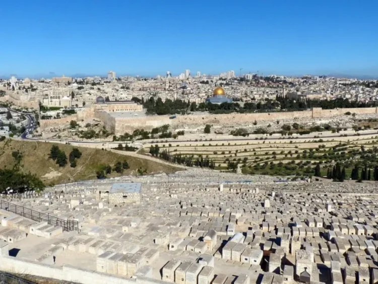 Por Que Todos Brigam por Jerusalém