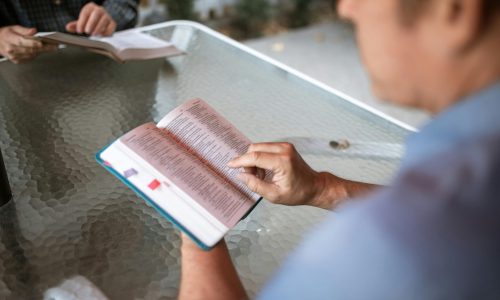 O que é a Graça de Deus: A Verdade que Transforma Vidas